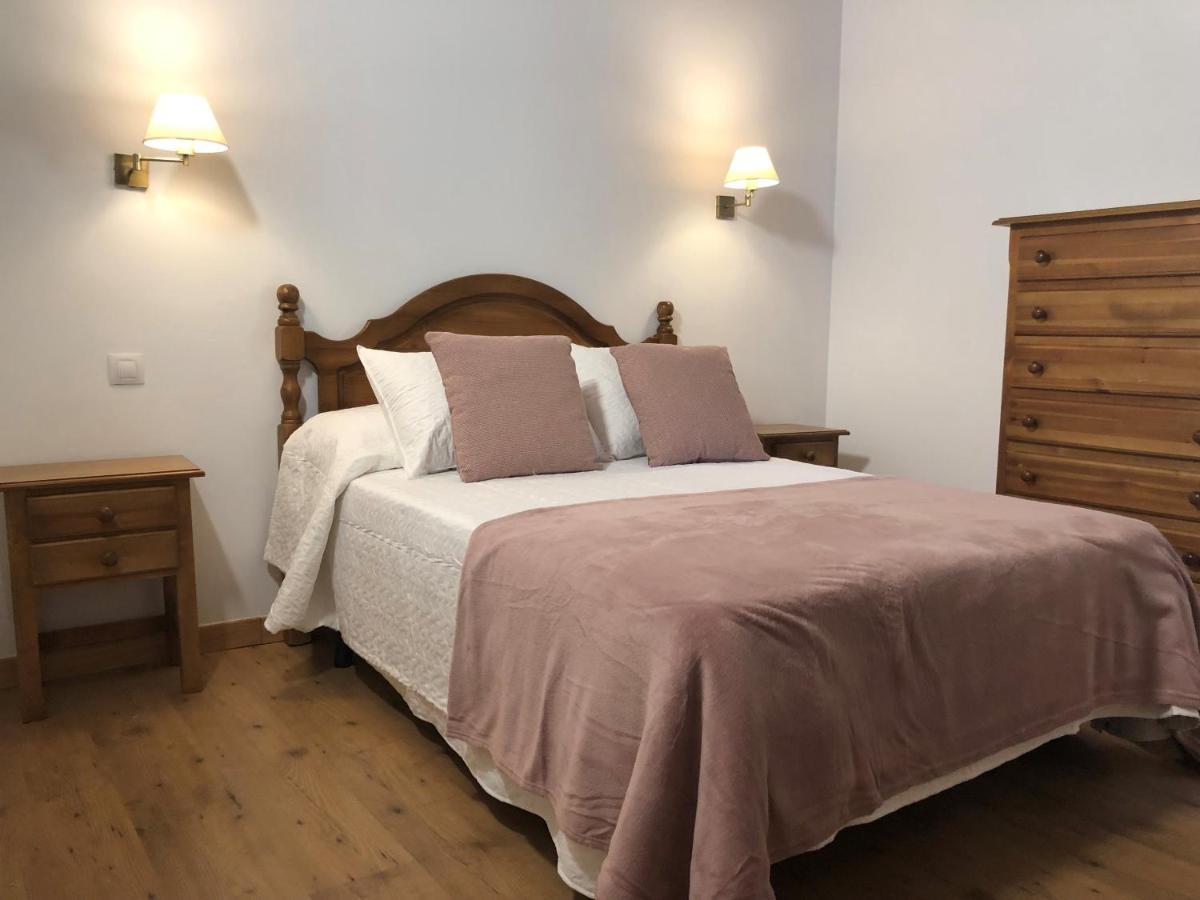 Apartamentos El Puente Camaleño Eksteriør billede